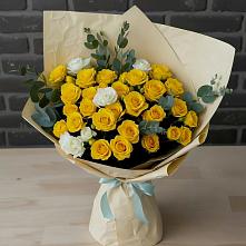 Букет цветов из:  Розы в Адлер