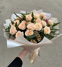 Букет Кремовые розы Латте в Адлер