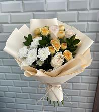 Букет цветочный вальс в Адлер Букет цветов из: Розы и Хризантемы в Адлер