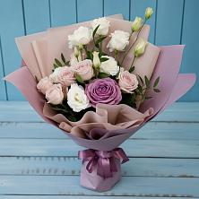 Букет Легкое дыхание в Адлер Букет цветов из: Розы и Лизиантусы в Адлер