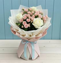 Букет цветов из:  Розы в Адлер
