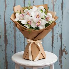 Букет Белые орхидеи в Адлер Букет цветов из: Орхидеи и Розы в Адлер